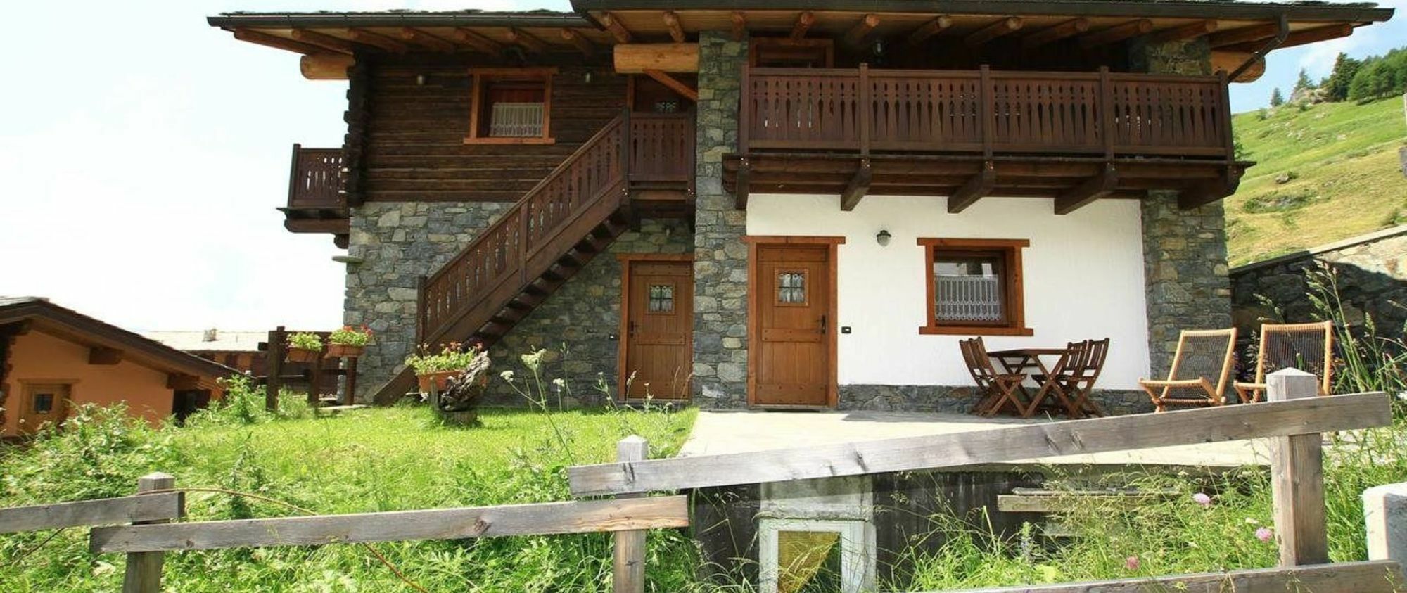 Residence Trompe-L'Oeil Champoluc Luaran gambar